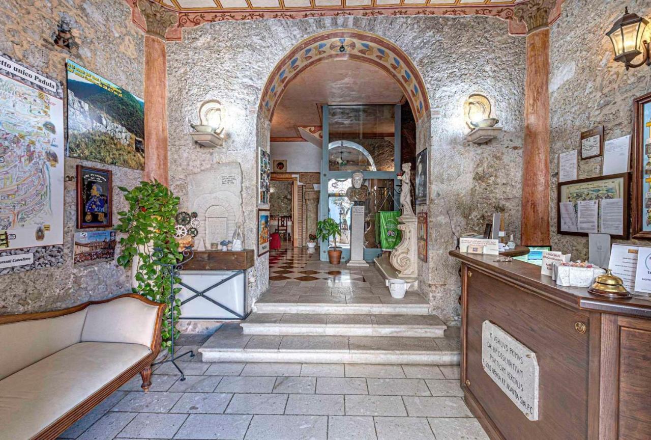 Villa Cosilinum Padula Εξωτερικό φωτογραφία